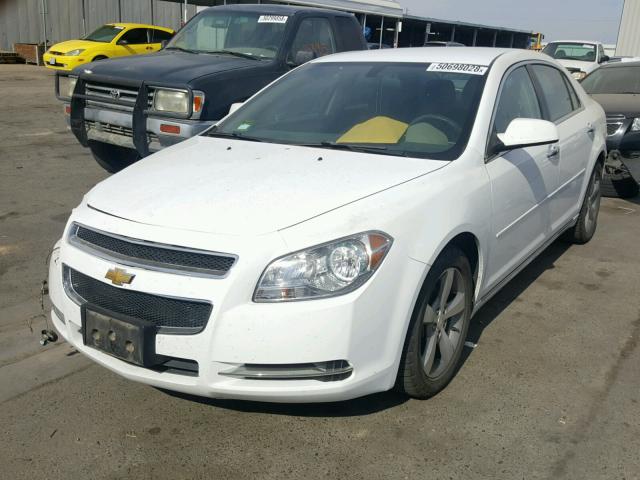 1G1ZC5E0XCF392323 - 2012 CHEVROLET MALIBU 1LT WHITE photo 2