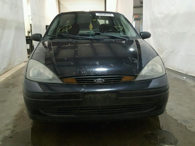 1FAFP34303W110162 - 2003 FORD FOCUS SE C BLACK photo 9