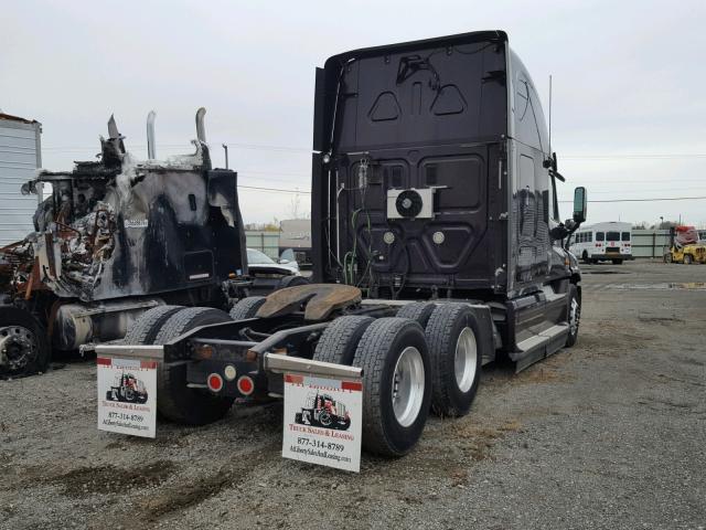 1FUJGLDR9BSAS0521 - 2011 FREIGHTLINER CASCADIA 1 BLACK photo 4