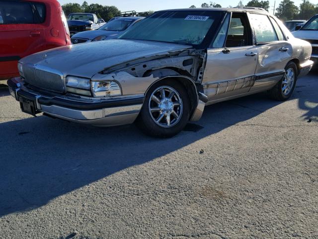 1G4CW53L4N1643785 - 1992 BUICK PARK AVENU TAN photo 2