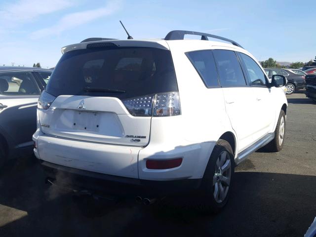 JA4JS4AX3AZ002656 - 2010 MITSUBISHI OUTLANDER WHITE photo 4