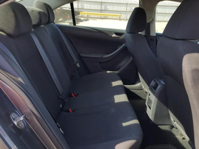 3VW2K7AJ8FM406565 - 2015 VOLKSWAGEN JETTA BASE Մոխրագույն լուսանկար 6