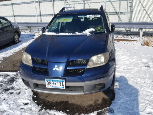 JA4LZ31G13U098219 - 2003 MITSUBISHI OUTLANDER BLUE photo 9