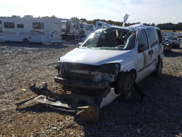 1GNDV23118D127838 - 2008 CHEVROLET UPLANDER L WHITE photo 2