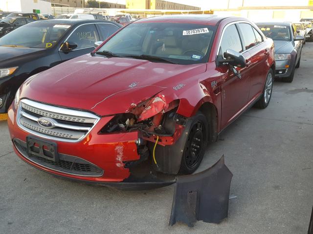 1FAHP2FW9BG103200 - 2011 FORD TAURUS LIM RED photo 2