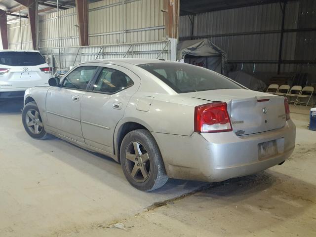 2B3CA3CV9AH124236 - 2010 DODGE CHARGER SX SILVER photo 3