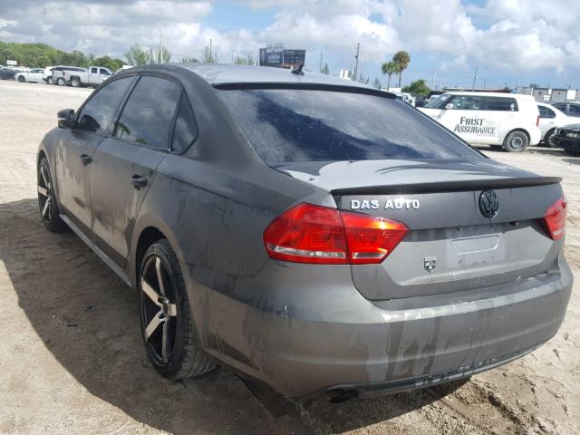 1VWAP7A35DC118368 - 2013 VOLKSWAGEN PASSAT S GRAY photo 3