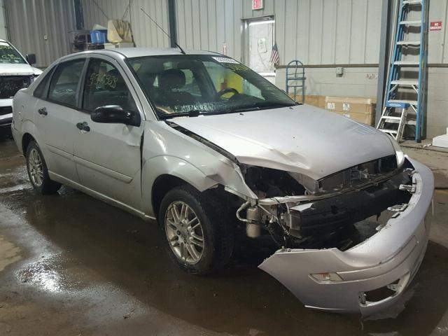 1FAFP34N37W225717 - 2007 FORD FOCUS ZX4 SILVER photo 1