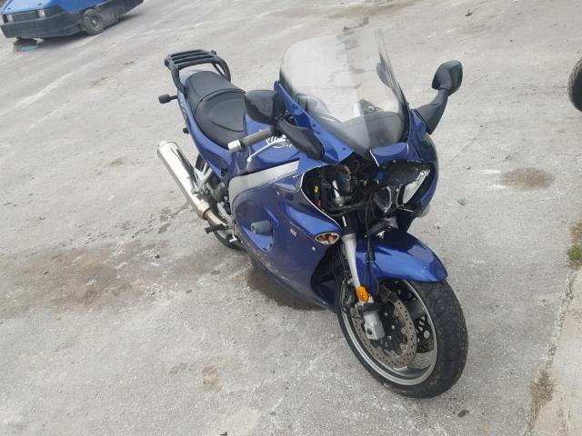 SMT600FS12J158087 - 2002 TRIUMPH MOTORCYCLE SPRINT ST BLUE photo 1