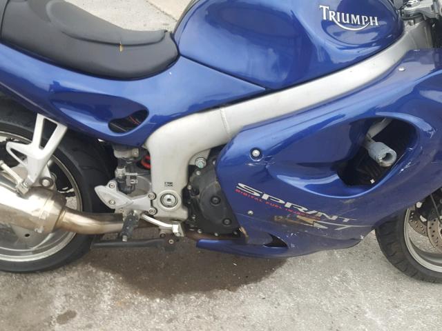 SMT600FS12J158087 - 2002 TRIUMPH MOTORCYCLE SPRINT ST BLUE photo 7