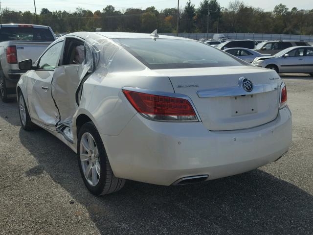 1G4GD5E35CF319555 - 2012 BUICK LACROSSE P WHITE photo 3