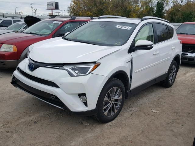 JTMRJREV9GD035362 - 2016 TOYOTA RAV4 HV XL WHITE photo 2