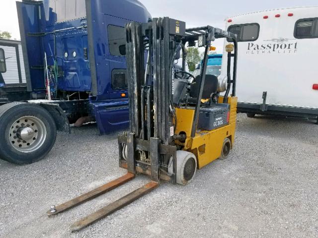 GC30S0603573 - 2000 FORK FORKLIFT YELLOW photo 2