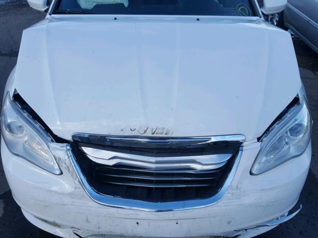 1C3BC1FB3BN548020 - 2011 CHRYSLER 200 TOURIN WHITE photo 7