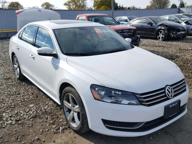 1VWBP7A38DC026546 - 2013 VOLKSWAGEN PASSAT SE WHITE photo 1