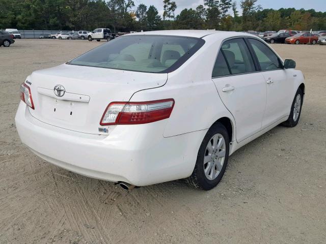 JTNBB46K473035843 - 2007 TOYOTA CAMRY NEW WHITE photo 4