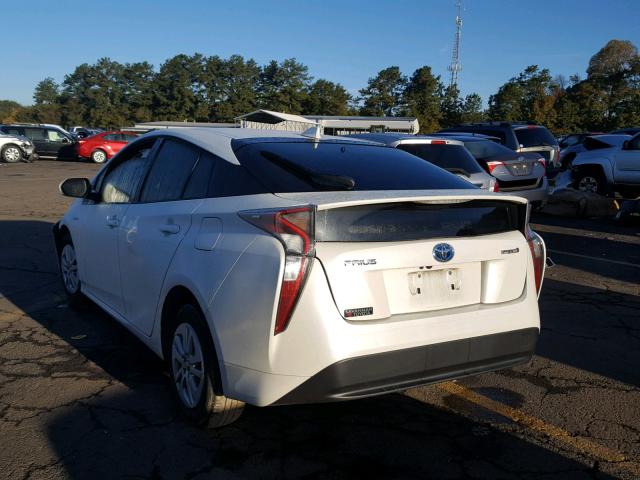 JTDKBRFU6H3032799 - 2017 TOYOTA PRIUS WHITE photo 3