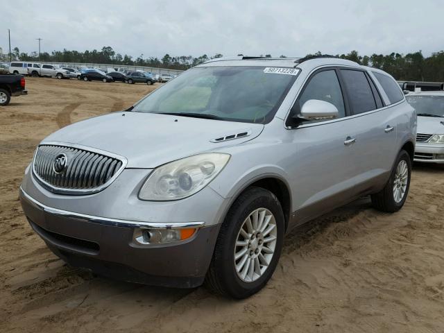 5GAER23D79J212425 - 2009 BUICK ENCLAVE CX SILVER photo 2