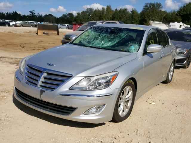 KMHGC4DD2CU155071 - 2012 HYUNDAI GENESIS 3. SILVER photo 2