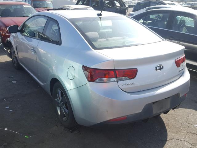 KNAFU6A23A5253848 - 2010 KIA FORTE EX SILVER photo 3