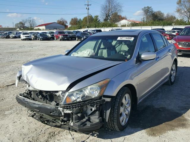 1HGCP3F81AA030189 - 2010 HONDA ACCORD EXL SILVER photo 2