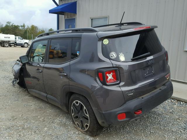 ZACCJBCBXHPG00856 - 2017 JEEP RENEGADE T GRAY photo 3