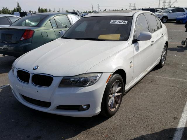 WBAPH5G5XANM36586 - 2010 BMW 328 I SULE WHITE photo 2