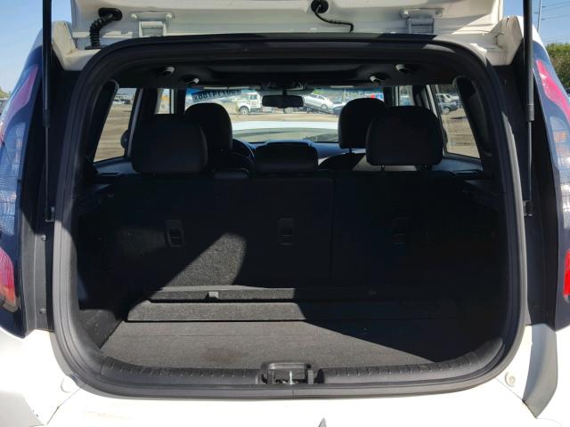 KNDJX3A55E7086769 - 2014 KIA SOUL ! WHITE photo 9