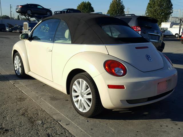 3VWRG31Y88M416019 - 2008 VOLKSWAGEN NEW BEETLE CREAM photo 3