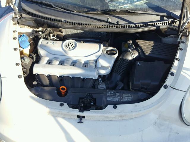 3VWRG31Y88M416019 - 2008 VOLKSWAGEN NEW BEETLE CREAM photo 7