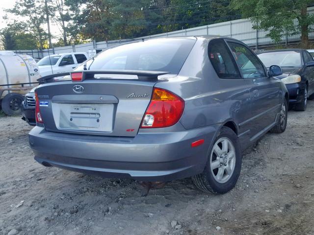 KMHCG35C74U280085 - 2004 HYUNDAI ACCENT GL GRAY photo 4