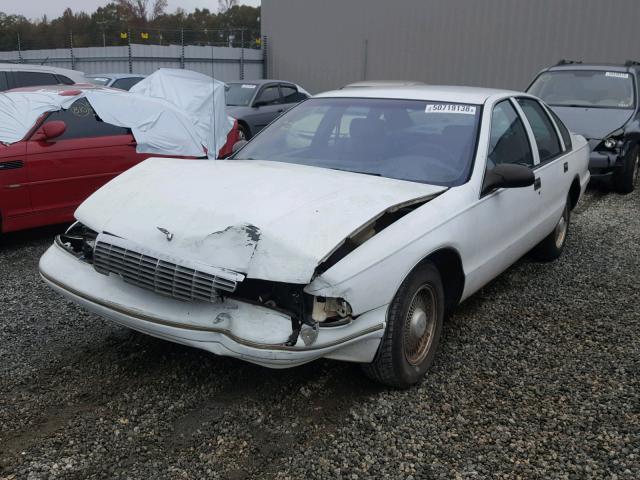 1G1BL52P7TR164104 - 1996 CHEVROLET CAPRICE / WHITE photo 2