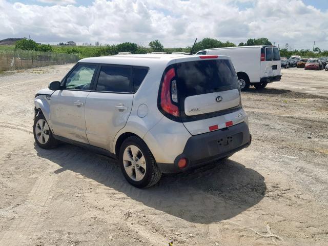 KNDJN2A25G7832968 - 2016 KIA SOUL SILVER photo 3