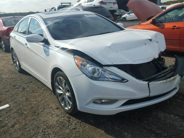 5NPEC4AC0DH604928 - 2013 HYUNDAI SONATA SE WHITE photo 1