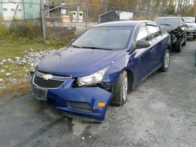 1G1PA5SG0D7140638 - 2013 CHEVROLET CRUZE LS BLUE photo 2