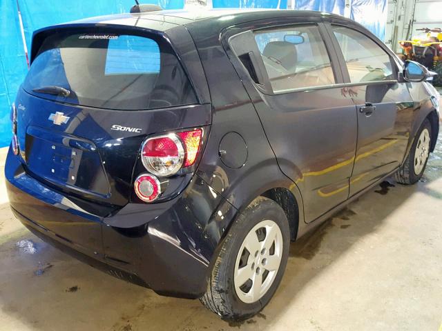 1G1JB6SH9F4196387 - 2015 CHEVROLET SONIC LS 黑色 照片 4