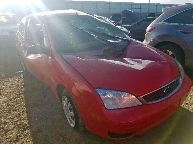 3FAFP31N65R147051 - 2005 FORD FOCUS ZX3 RED photo 1
