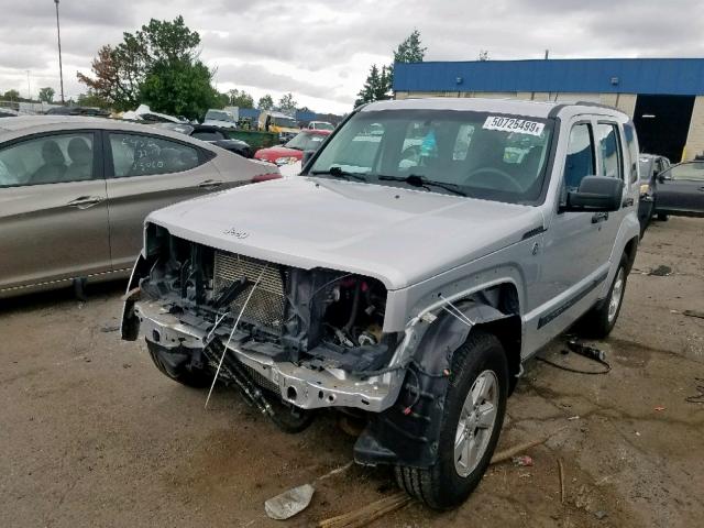 1J8GN28KX9W535552 - 2009 JEEP LIBERTY SP SILVER photo 2