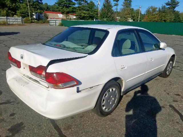 1HGCG665X2A172839 - 2002 HONDA ACCORD LX WHITE photo 4