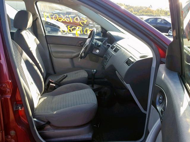 1FAFP36N07W115026 - 2007 FORD FOCUS ZXW RED photo 5