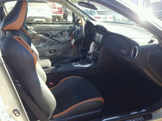 JF1ZNAA14G8705987 - 2016 TOYOTA SCION FR-S CREAM photo 5