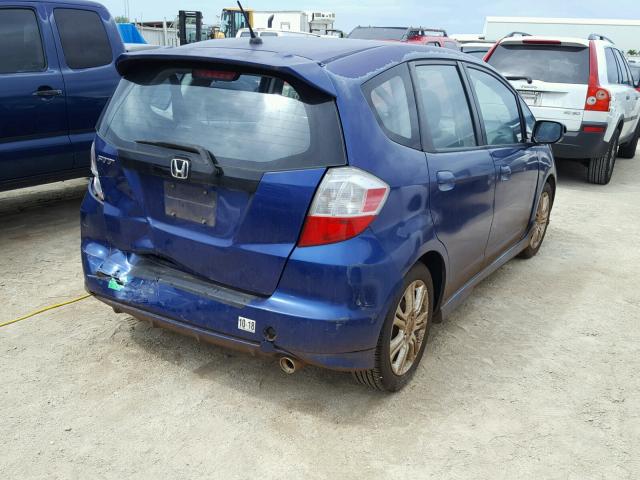 JHMGE88489S007705 - 2009 HONDA FIT SPORT BLUE photo 4