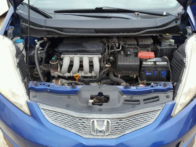 JHMGE88489S007705 - 2009 HONDA FIT SPORT BLUE photo 7