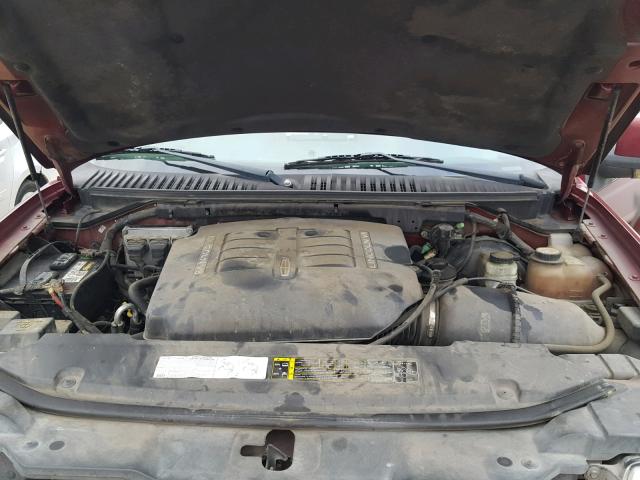 5LMFU27R24LJ35413 - 2004 LINCOLN NAVIGATOR Бордовый фото 7