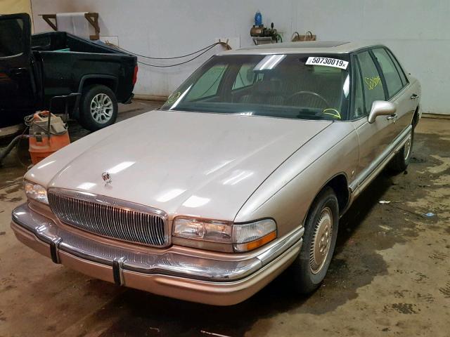 1G4CU5213RH600008 - 1994 BUICK PARK AVENU TAN photo 2