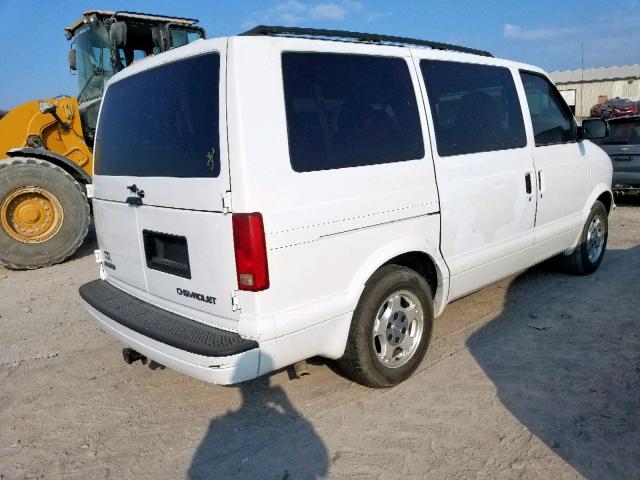 1GNDM19X65B113899 - 2005 CHEVROLET ASTRO WHITE photo 4