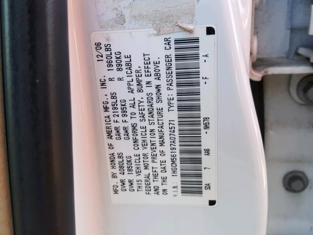 1HGCM56197A074571 - 2007 HONDA ACCORD VAL WHITE photo 10