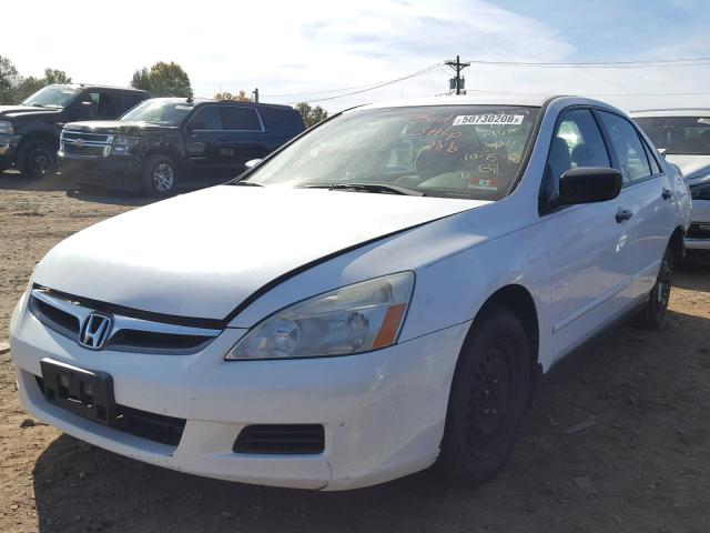 1HGCM56197A074571 - 2007 HONDA ACCORD VAL WHITE photo 2