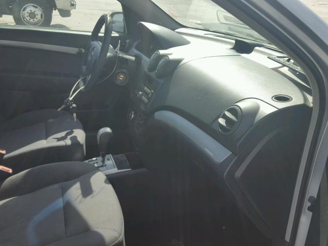 KL1TD5DE0AB134783 - 2010 CHEVROLET AVEO LS SILVER photo 5