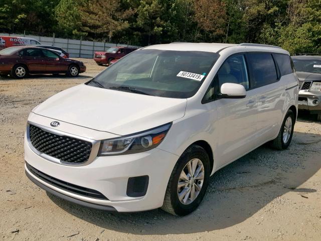 KNDMB5C1XF6044929 - 2015 KIA SEDONA LX WHITE photo 2